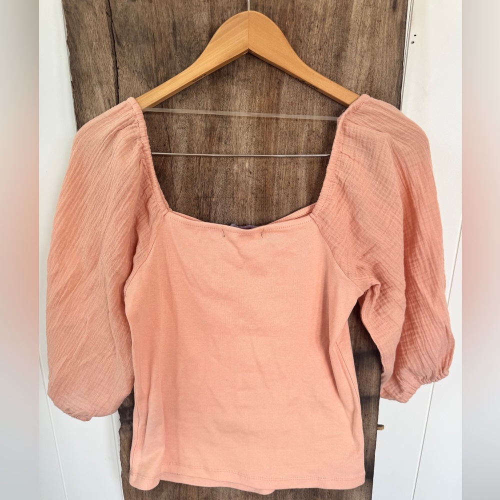 Sanctuary Peach Blouse  Puff Sleeve Size Medium - Picture 3 of 5